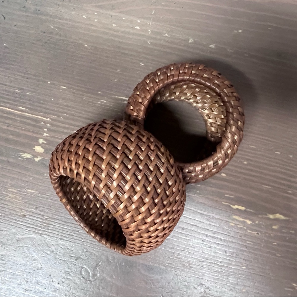 Crate & Barrel Napkin Rings (x2) - Picture 3 of 4